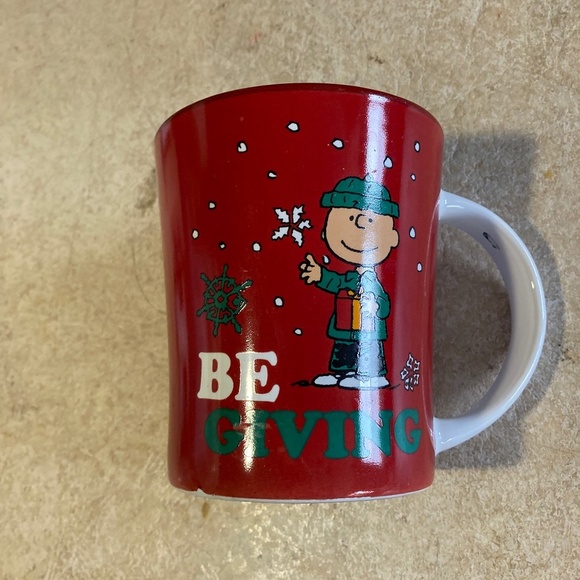 Vintage Peanuts Charlie Brown “Be Giving” Holiday Coffee Mug - Picture 1 of 4